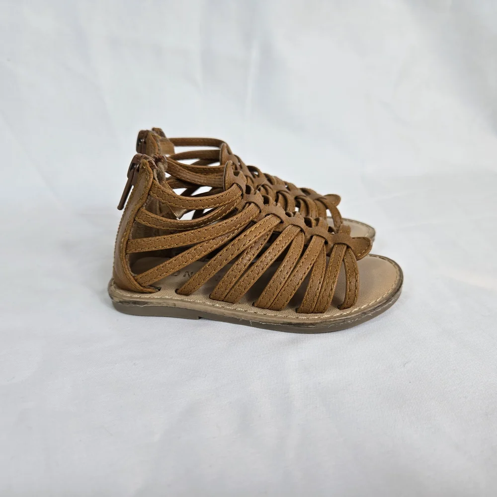 Old Navy Toddler Girls Tan Faux Leather Strappy‎ Back Zip Gladiator Sandals 5